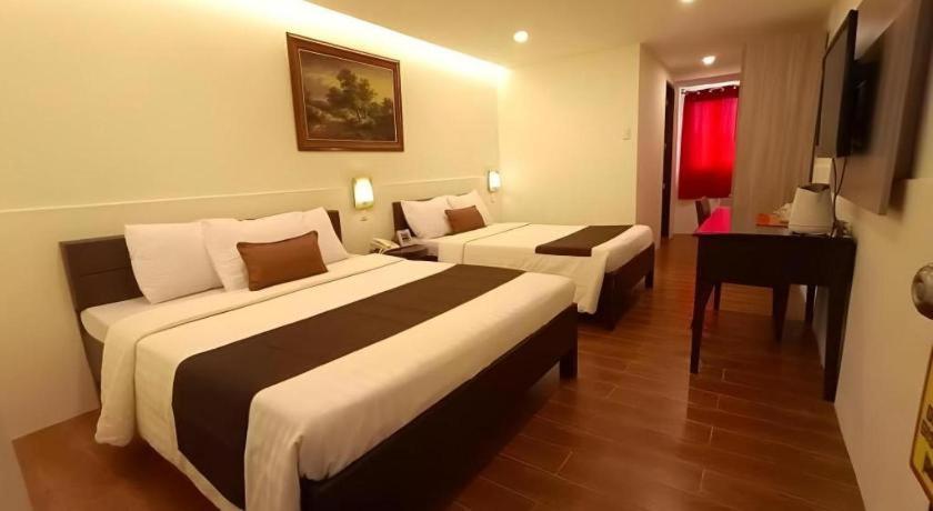 Hotel Asuncion Laoag Luaran gambar