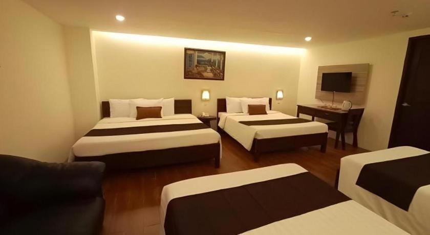 Hotel Asuncion Laoag Luaran gambar